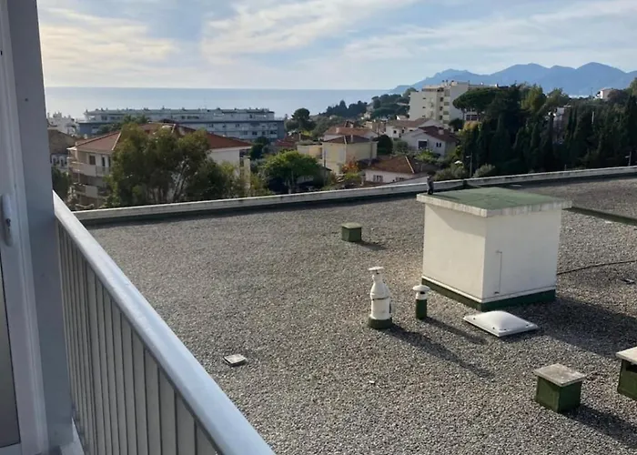 Neuf Avec Terrasse * Cannes