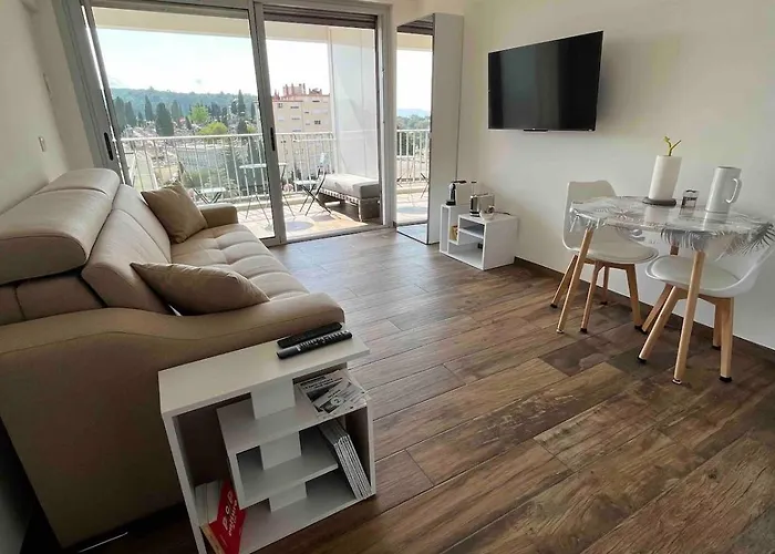 Apartament Neuf Avec Terrasse Cannes
