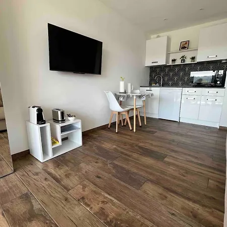 Neuf Avec Terrasse Lägenhet